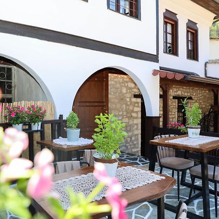 Ador Boutique Hotel เบราท ภายนอก รูปภาพ